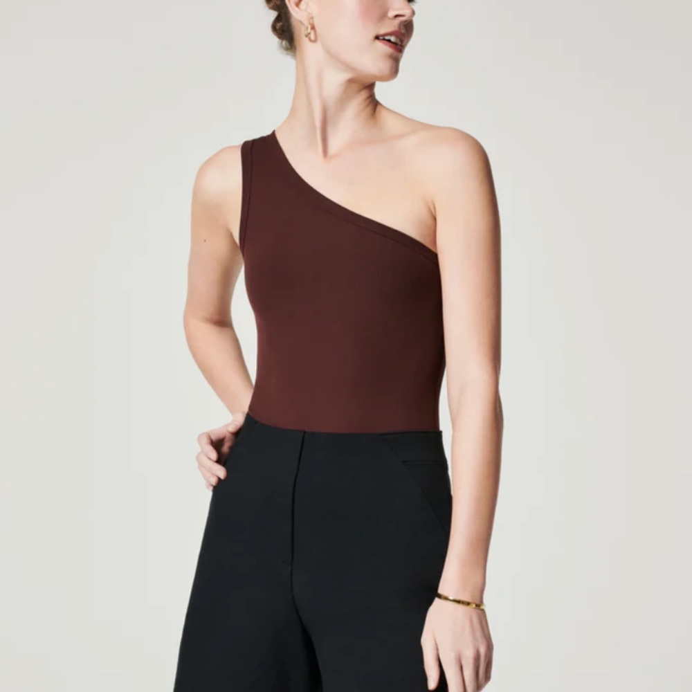 Stillwater brown one shoulder crop tank NWOT
